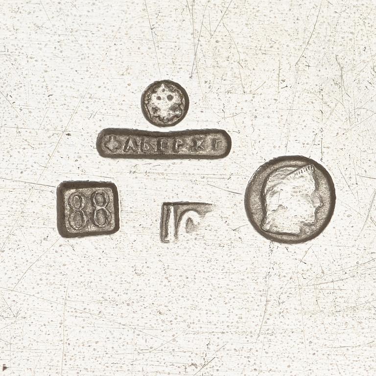 ASKFAT, av 1:a Artellen, Fabergé, S:t Petersburg 1908-1917. Louis XVI-stil.