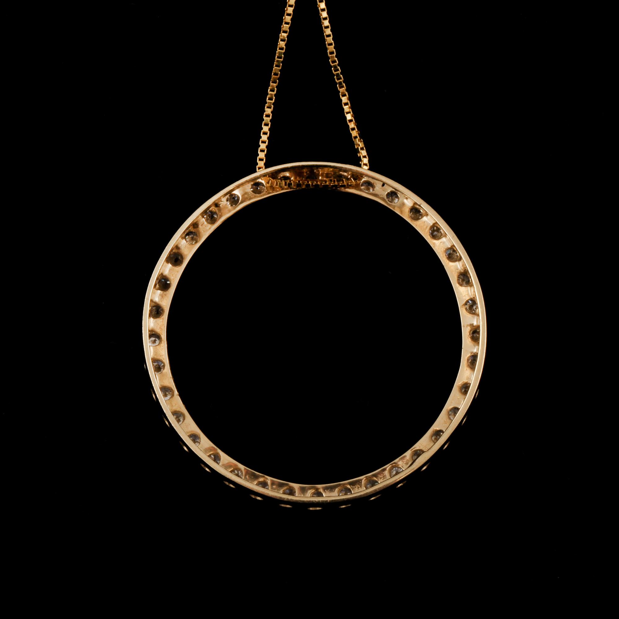 HÄNGE, 14k guld med briljantslipade diamanter, totalt ca 0.82 ct. Vikt 3 g.