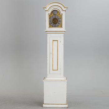 A LONGCASE CLOCK, late 18th / early 19th century.