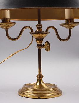 BOUILLOTTELAMPA, mässing. 1900-tal.