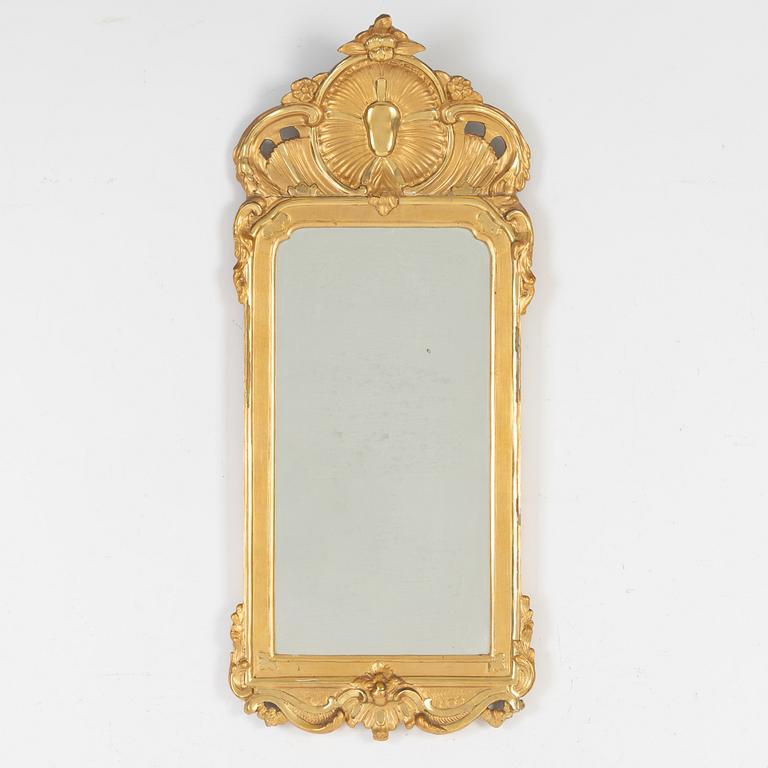 Spegel, Stockholmsarbete i rokoko av Johan Åkerblad (mästare i Stockholm 1758-1799).