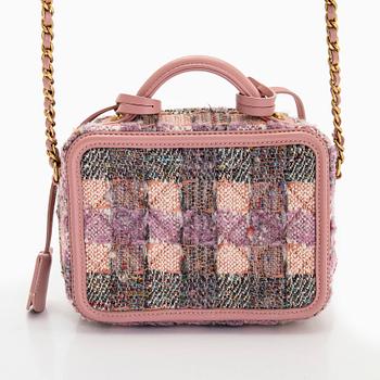 Chanel, a "Small Tweed Filigree Vanity Case" bag, 2019.