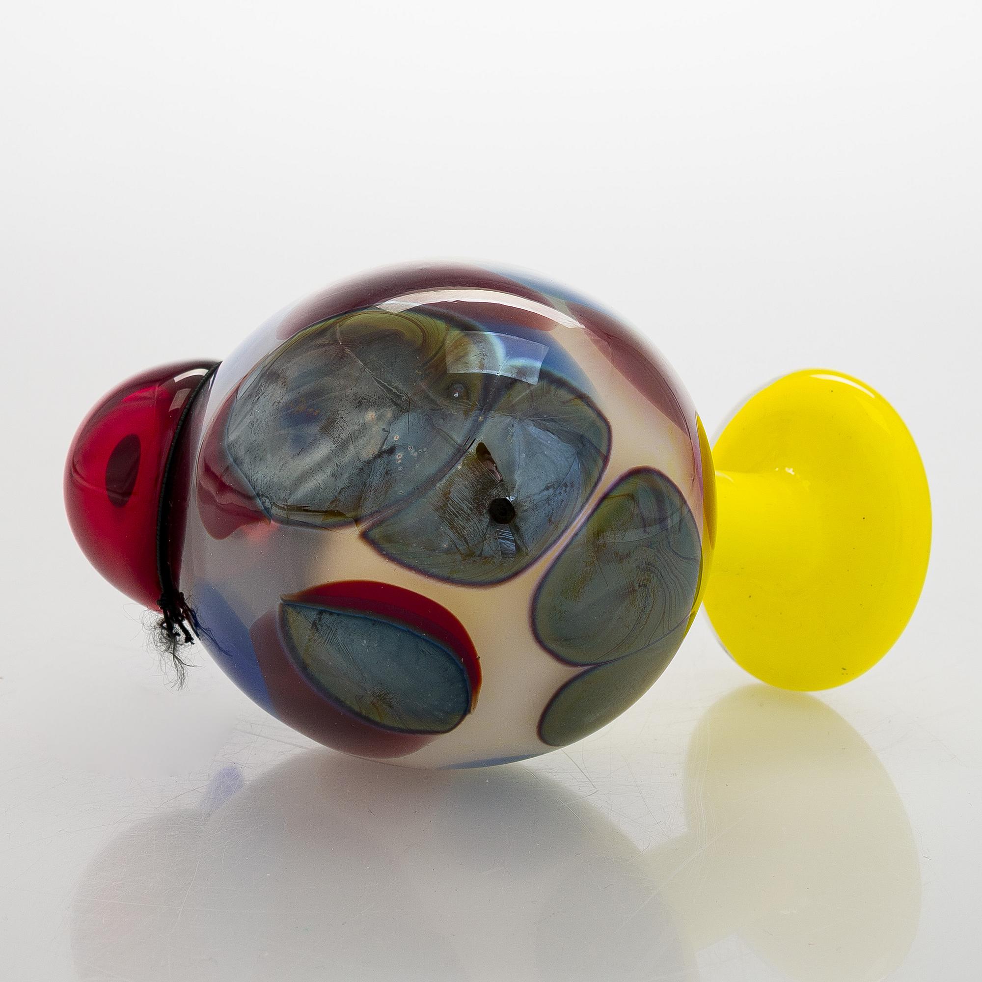 Oiva Toikka, glasfågel, "Jewelled kiwi", signerad och numrerad O. Toikka Nuutajärvi 1453/5000.