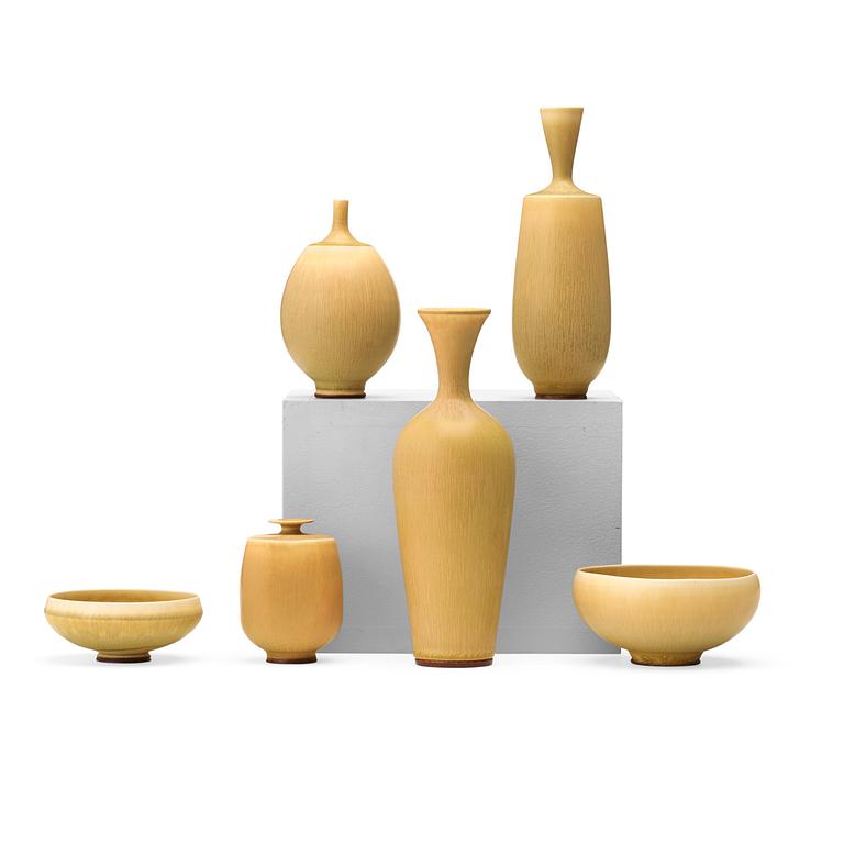 Berndt Friberg, vaser, 4 st och skålar, 2 st, Gustavsbergs studio 1973-76.