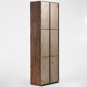 Jonas Bohlin, skåp, "Slottsbacken", ed. 193/200, Källemo, Värnamo, efter 1987.