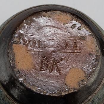 Seven 'Wallåkra' stoneware vases.