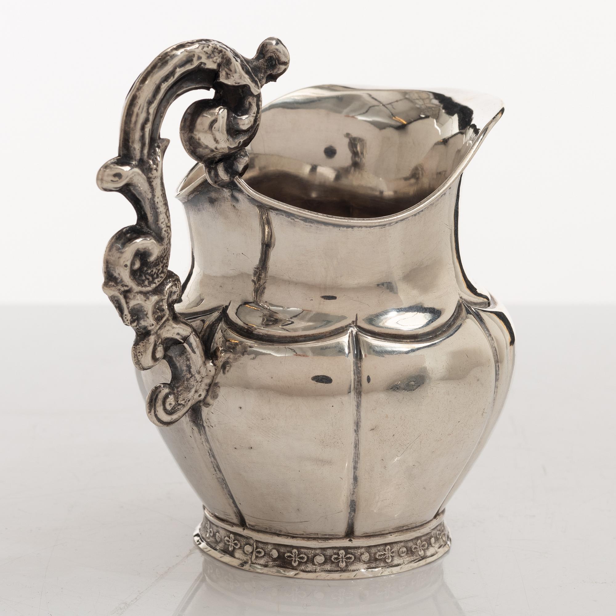 Erik Söderholm, gräddkanna, silver, Härnösand 1876.