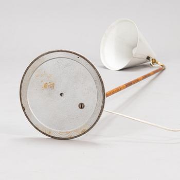 Paavo Tynell, golvlampa, modell K10-10, Idman, 1900-talets mitt.