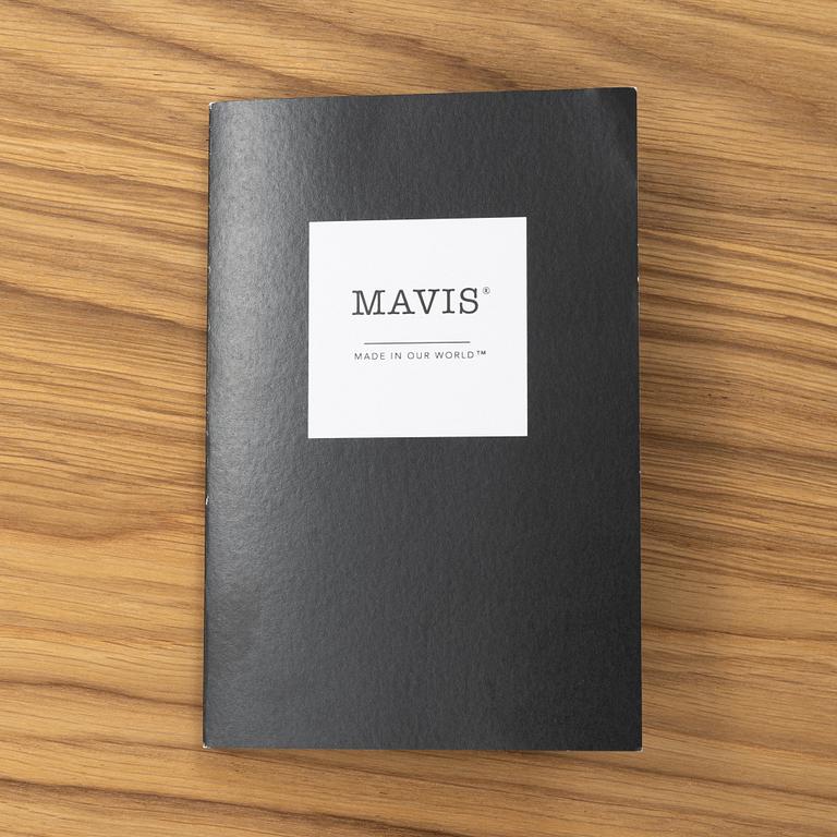 Soffbord, "Tribeca", Mavis Möbler AB, Smålandsstenar, samtida tillverkning.