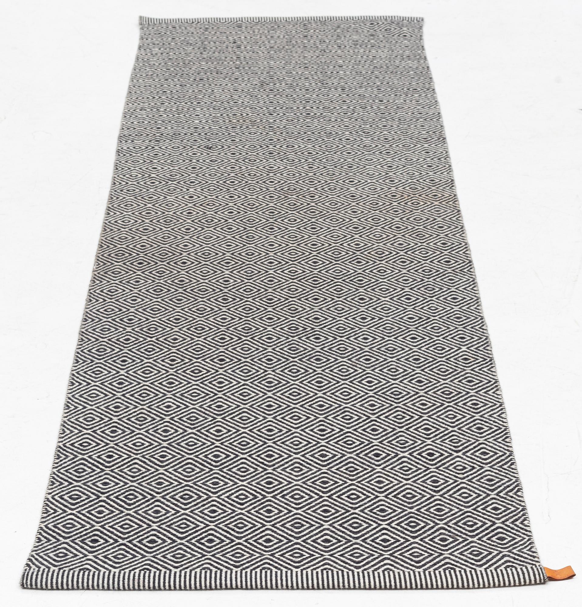 Gallerimatta, Kasthall, 240 x 70 cm.