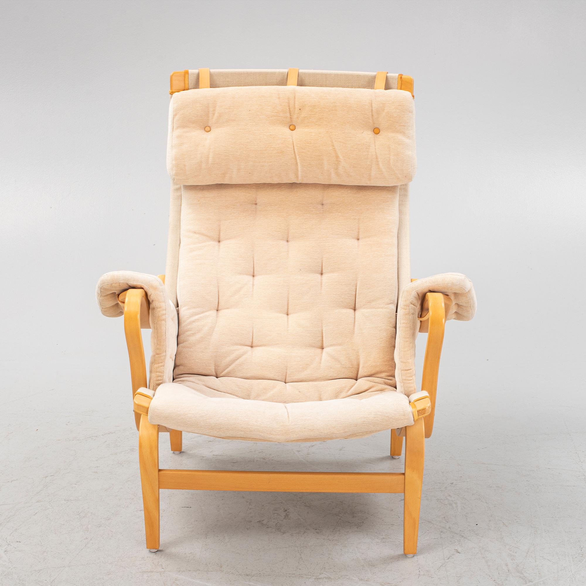 Bruno Mathsson, fåtölj med fotpall, "Pernilla", DUX.