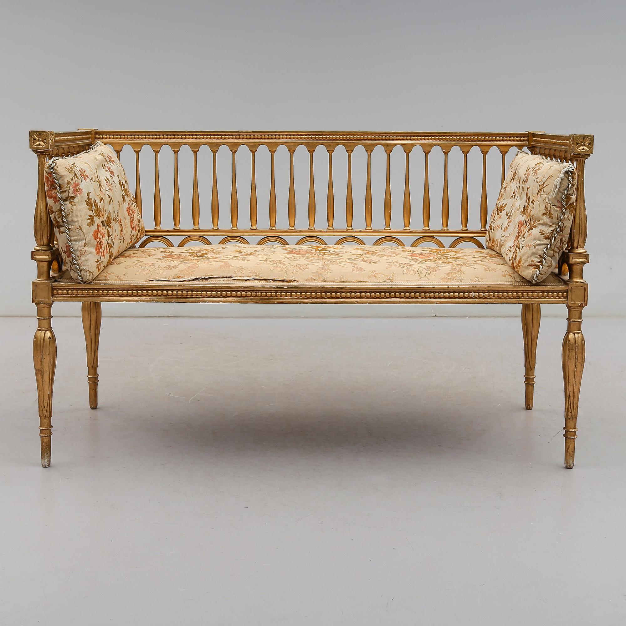 SOFFA, 1900-talets första hälft.