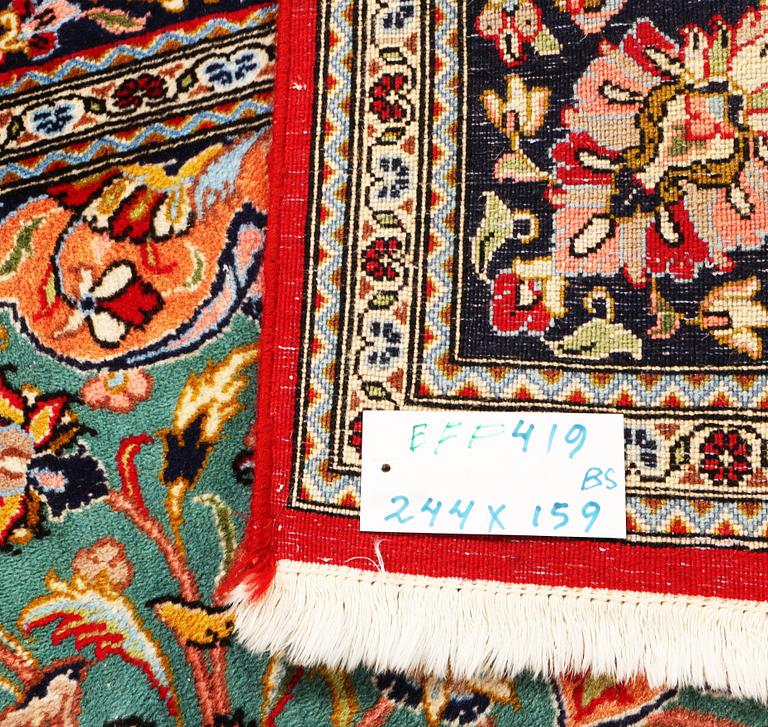 Matta. Kirman, ca 244 x 159 cm.