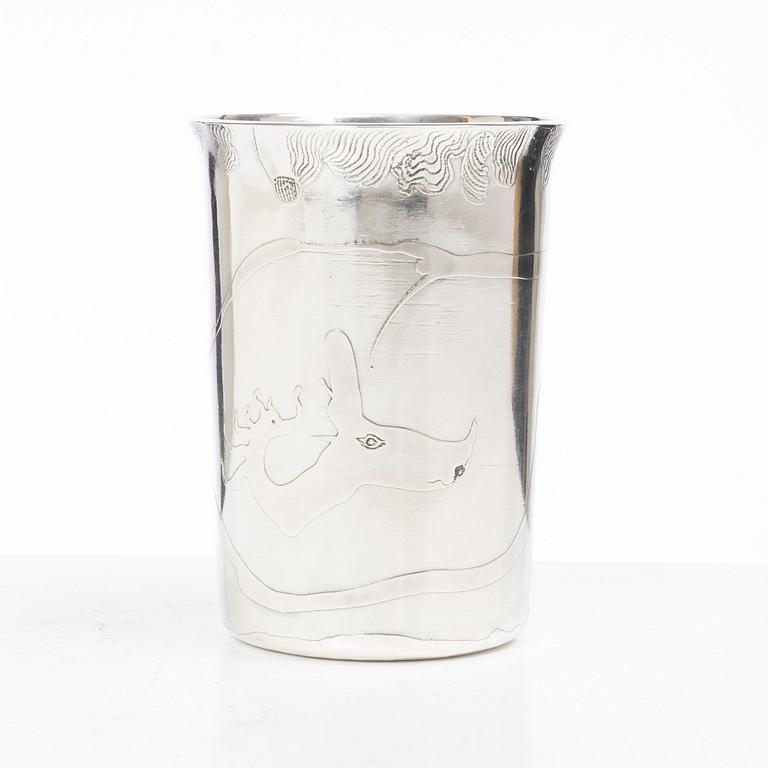 Olle Ohlsson, A sterling silver beaker, Olle Ohlsson Silversmide, Stockholm 1979.