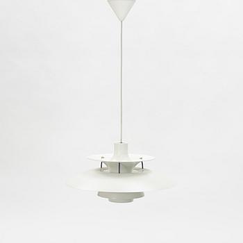 Poul Henningsen, taklampa, PH-5, Louis Poulsen, Danmark.