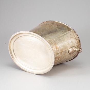 A 20th century plate wine cooler.