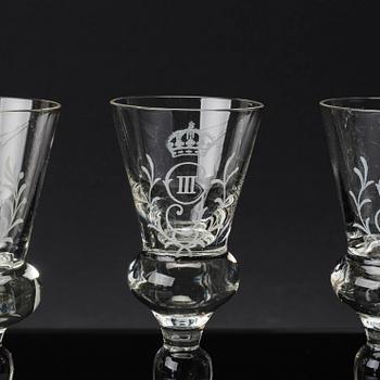 SNAPSGLAS, 8 st, "Gustav III", Reijmyre Glasbruk, 1900-talets andra hälf.