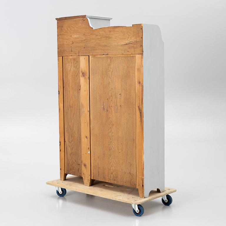 Bookcase, early 20th century.