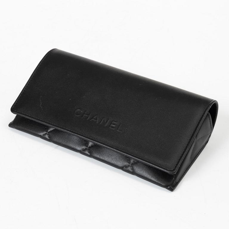 Chanel, solglasögon.