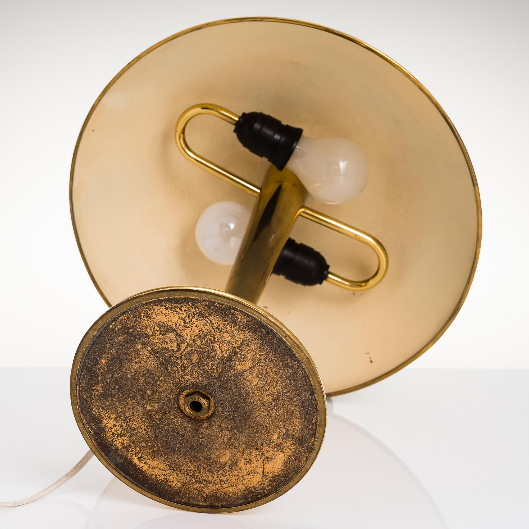 PAAVO TYNELL, A1930/1940s table lamp model 5061 for Taito/Idman Finland.