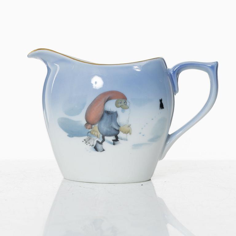 Harald Wiberg, a 26-piece Christmas service, Bing & Grøndahl, Denmark.