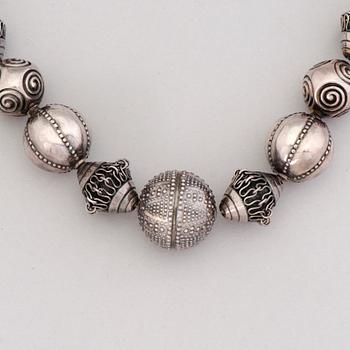 HALSSMYCKE, "Halikon Kääty", silver. Kalevala Koru 1973.