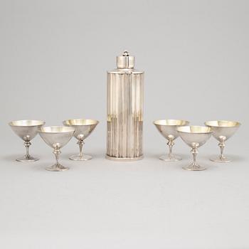 Cocktailglas, 6 st, samt shaker, nysilver, GAB samt Tesi, 1900-talets mitt.