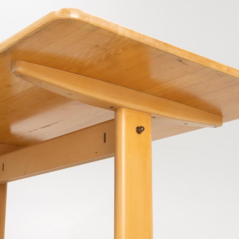 Børge Mogensen, a shaker modell beech wood dining table, Madsens Fabriker, Haarby, Denmark, 1960's/70's.