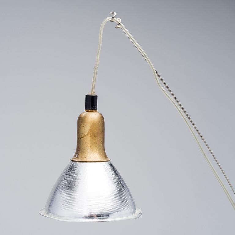 INGO MAURER, BORDSLAMPA OCH TVÅ TAKLAMPOR, "Grasl", formgiven av Jan Roth 1973.