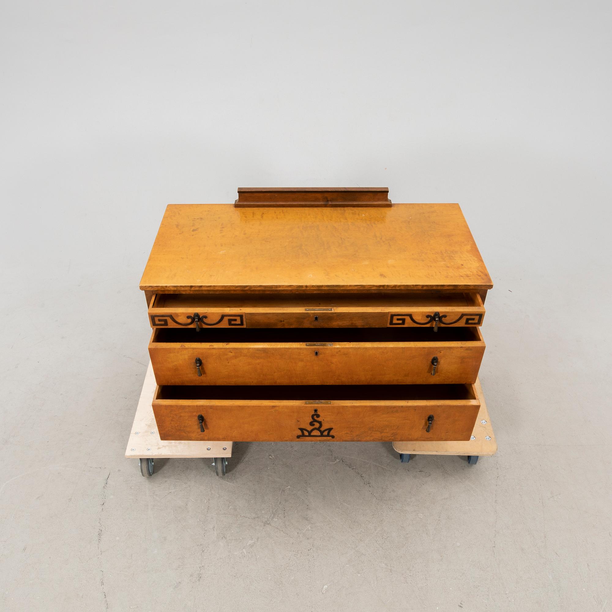 A lacquered wooden Bodafors dresser from the first half of the 20th century.