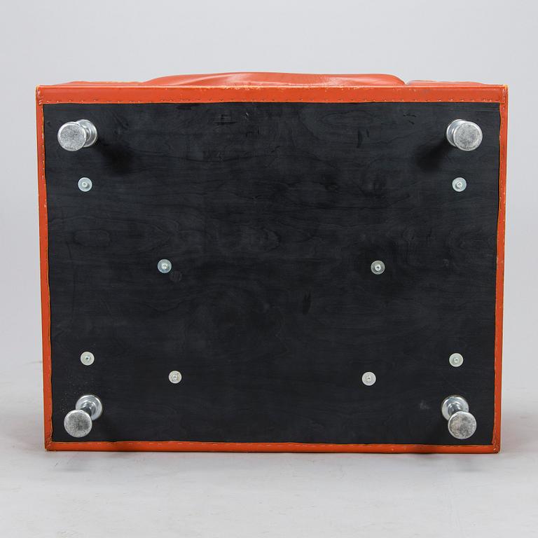 Yrjö Kukkapuro, nojatuoli, "Variaatio", tilaustyö, Haimi, 1970-luvun loppu.