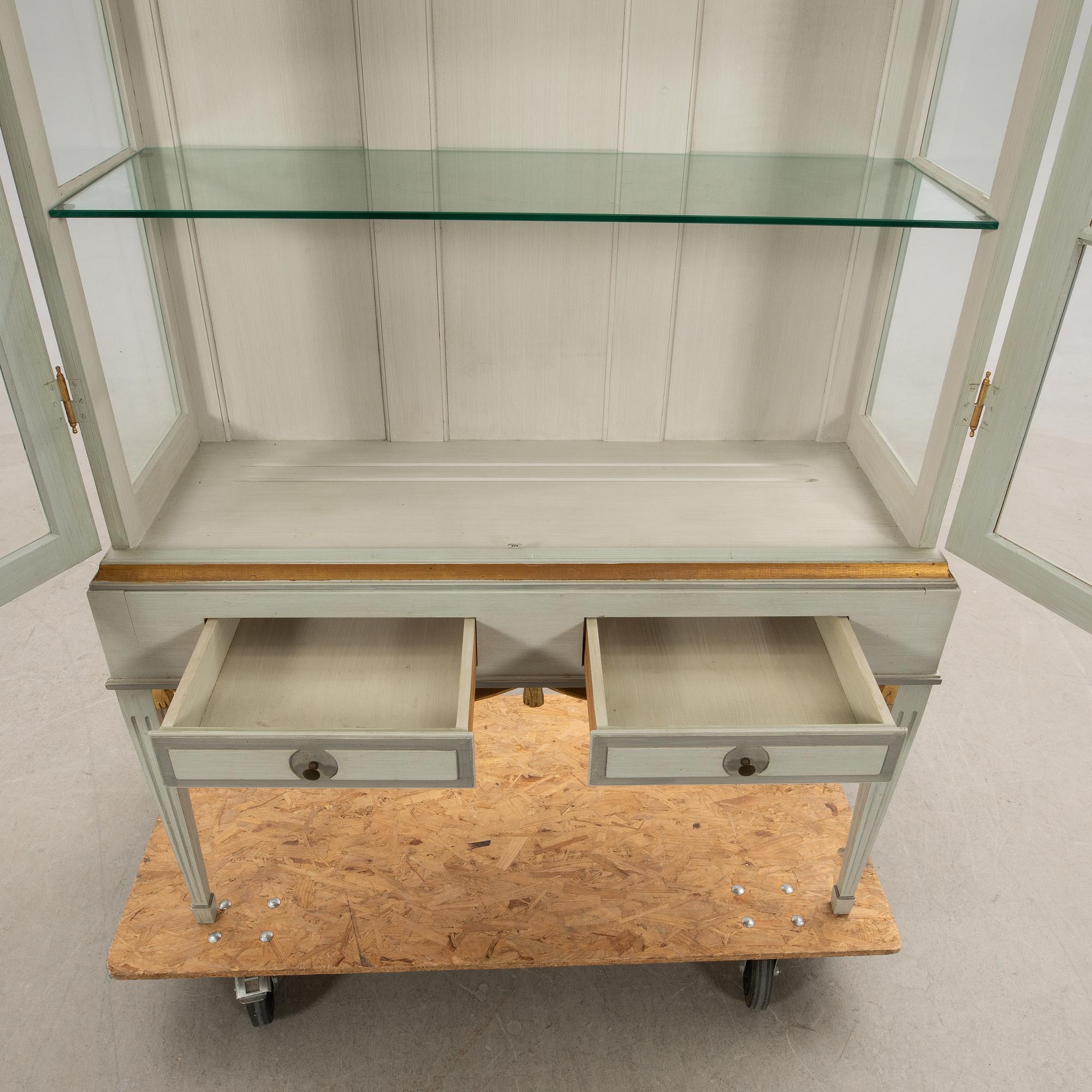 Display cabinet, Gustavian style, K.A. Roos, Helsingborg, later half of the 20th century.