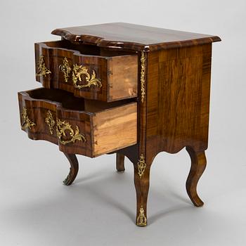 A Rococo chest of drawers, presumably Germany. Latter half of the 18th century.