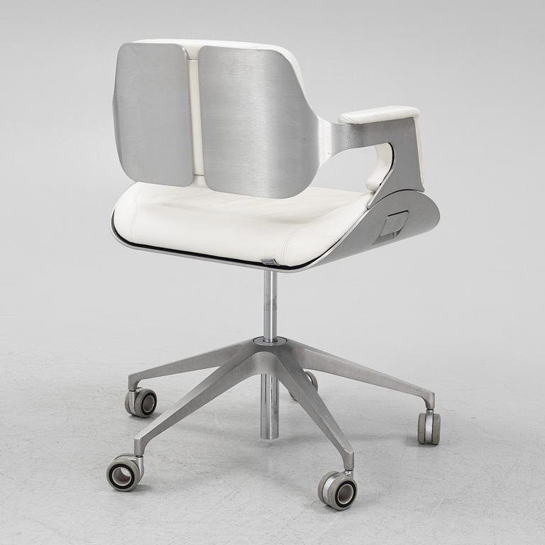 Hadi Teherani, a 'Silver 162S' desk chair, Interstuhl, Germany.