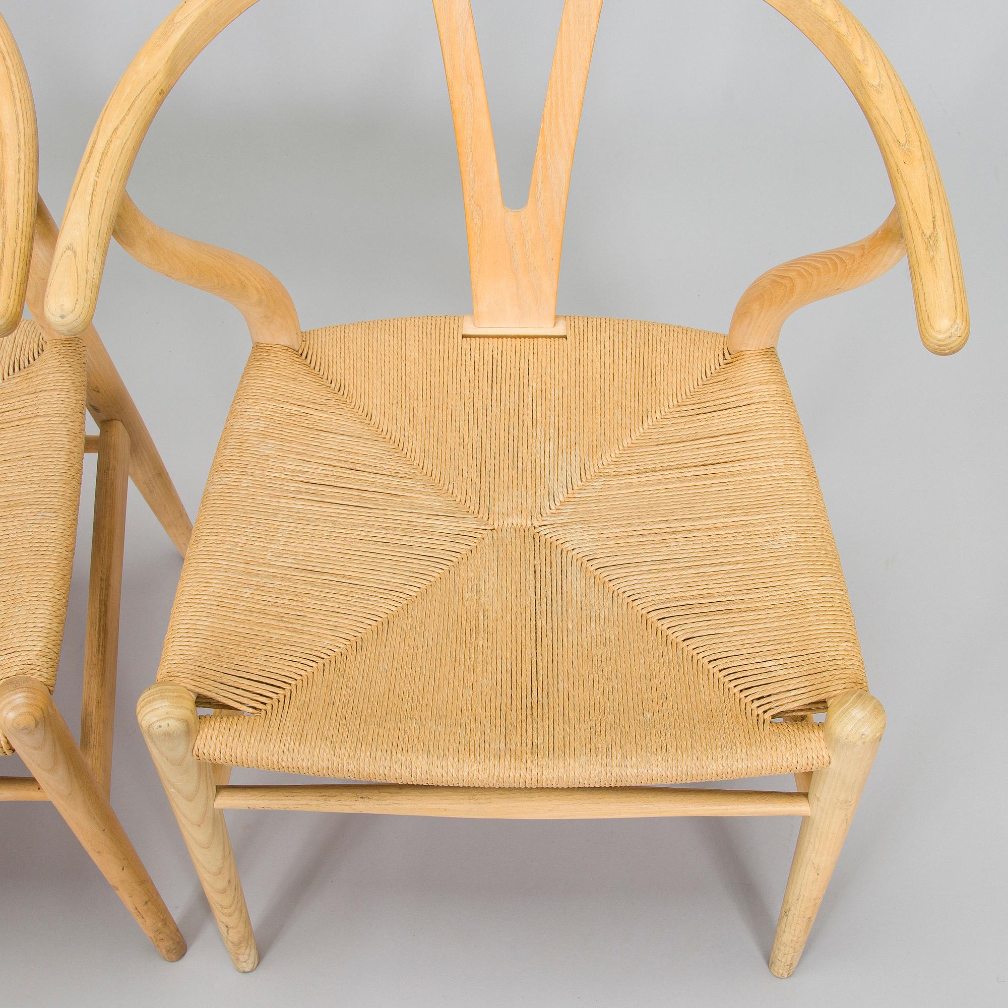 Hans J. Wegner, stolar, 8 st, CH-24 "Y-stolen" Carl Hansen & son. Danmark, 2000-tal.