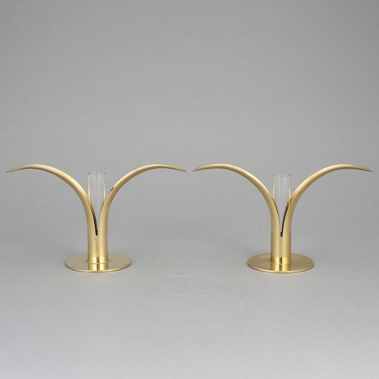 LJUSSTAKAR, ett par, "Liljan", Ivar Ålenius Björk, Ystad metall, 1950-60-tal.