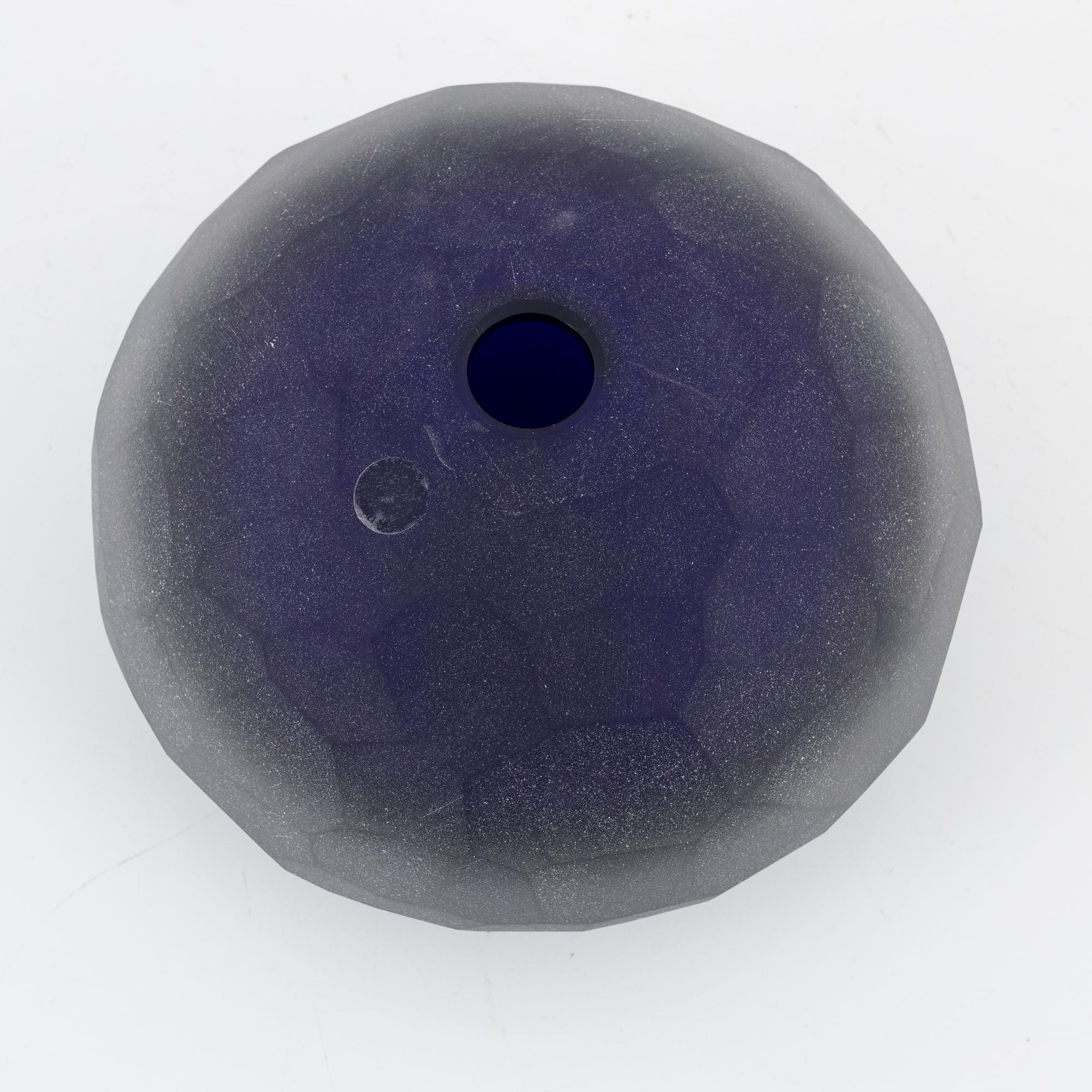 A glass vase, Venini, Murano, 1997.