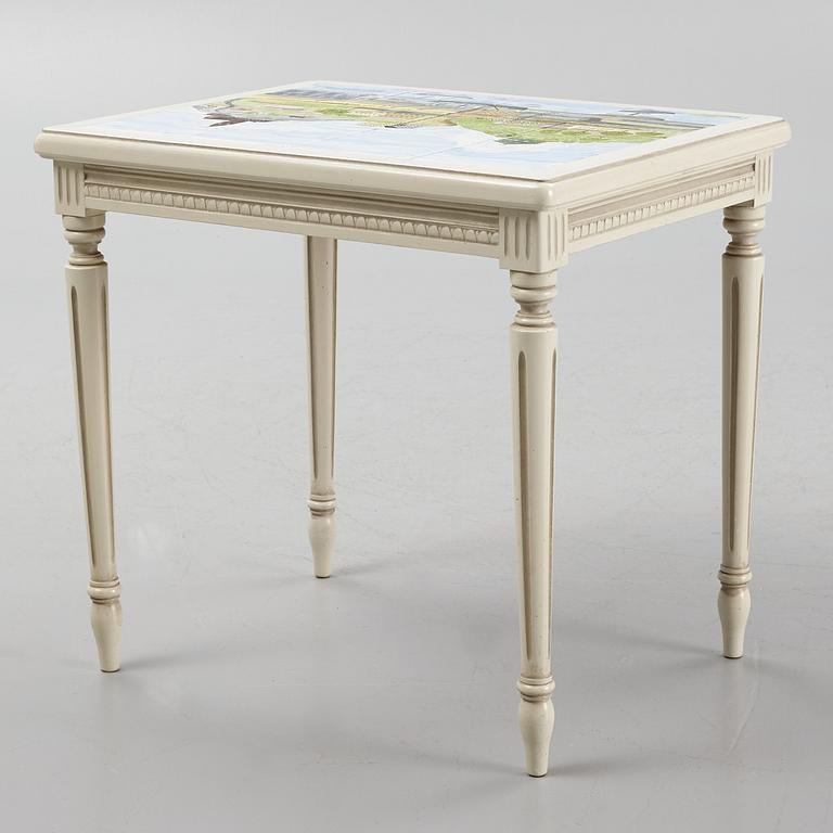 A sofa, three chairs and a table, Gustaivan style and of the Gustavian period, 19th-20th century.