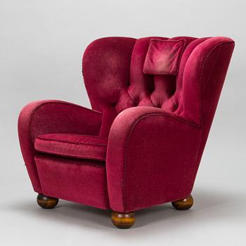 Märta Blomstedt, an 'Aulanko-model' armchair. Designed in 1939.