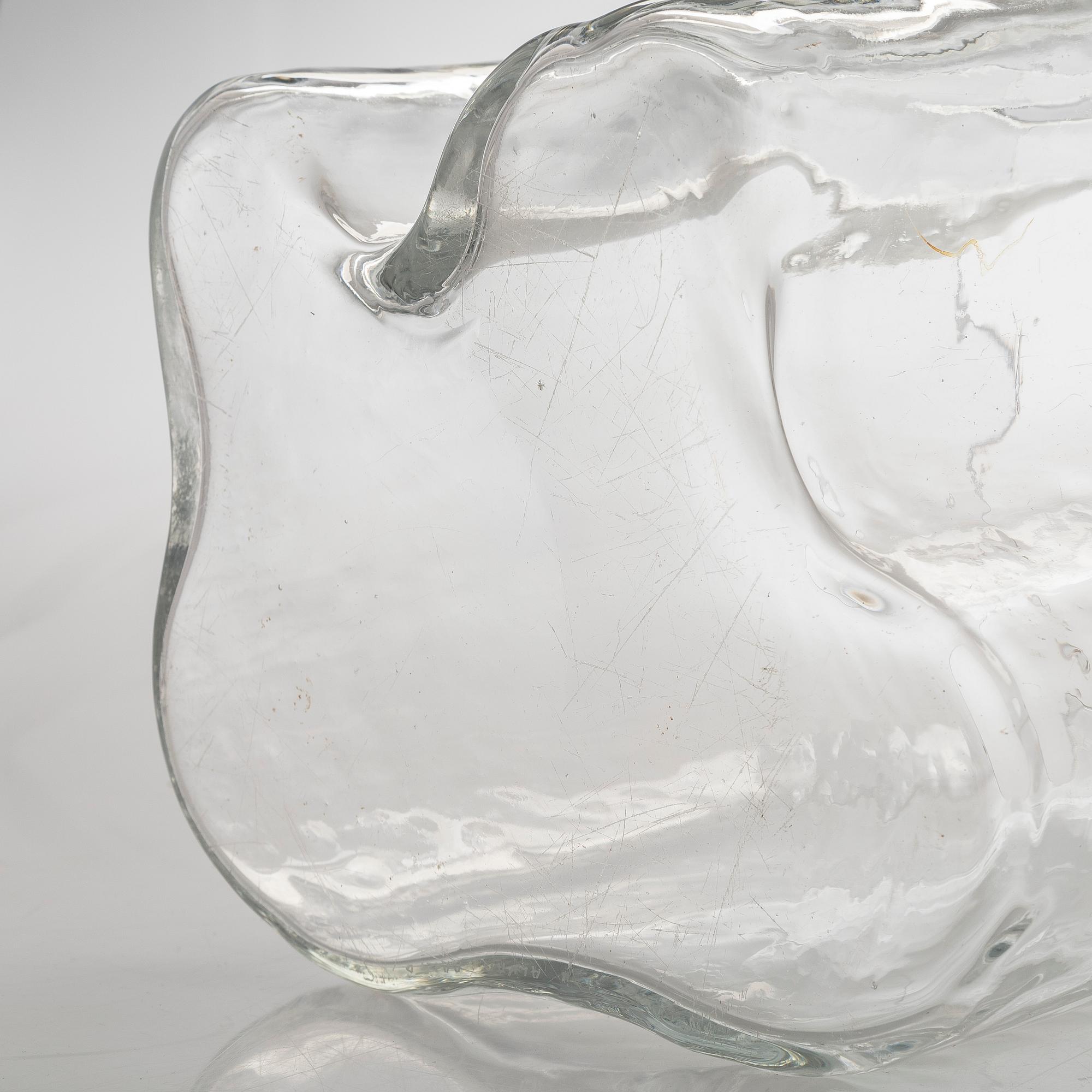 Alvar Aalto, maljakko, 3031, signeerattu Alvar Aalto, 1960/70-luku.