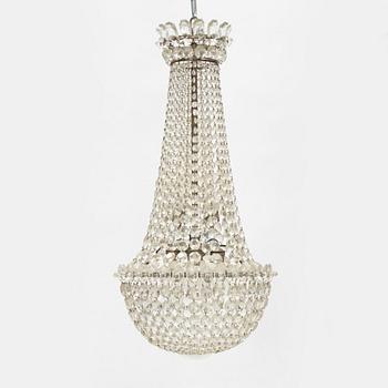 A chandelier, early 20th Century.