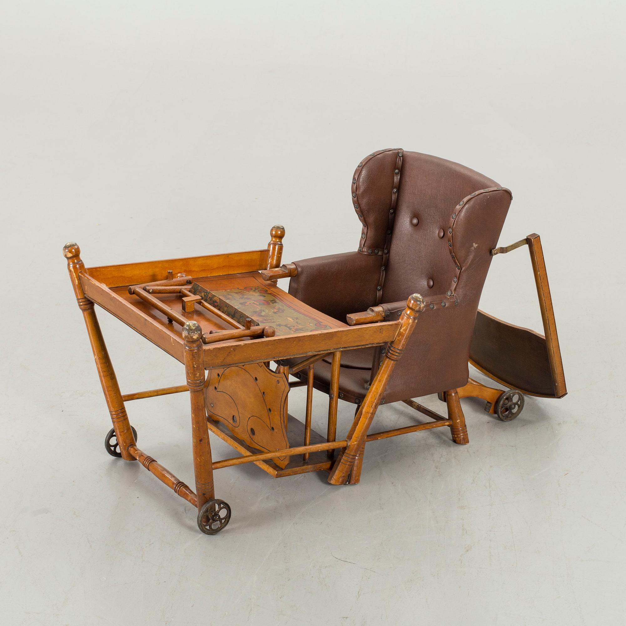 BARNSTOL 1900-talets första hälft.