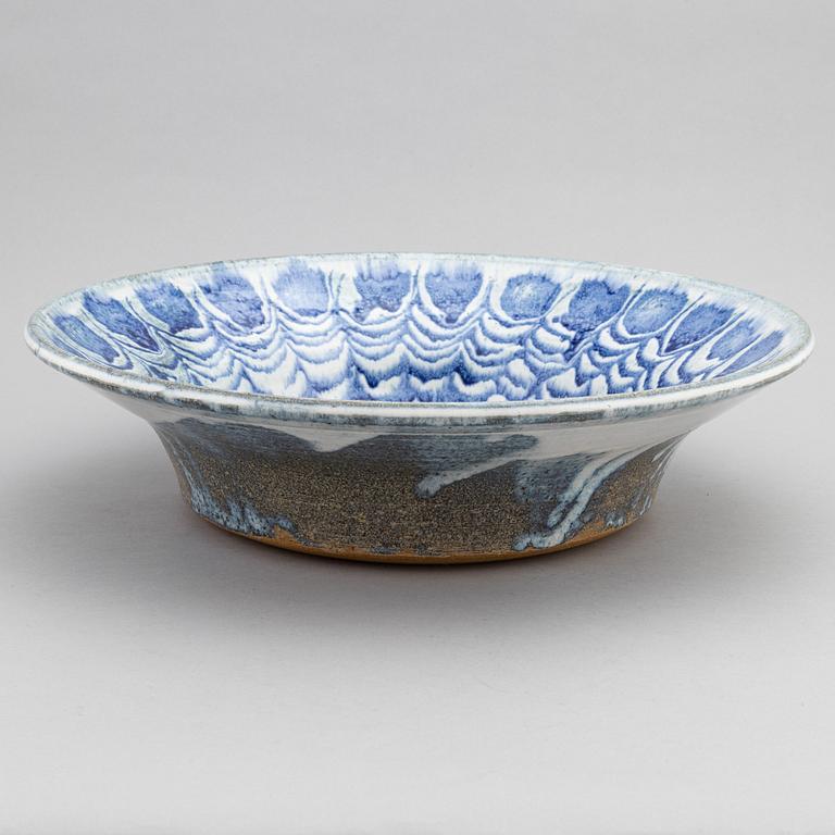 Josef Simon, a stoneware bowl, Djursholm, Sweden, late 20th Century.