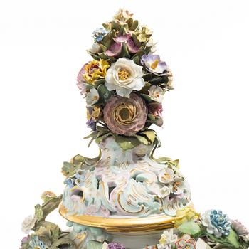 Meissen, Prakturna/lockurna, porslin, sent 1800-tal.