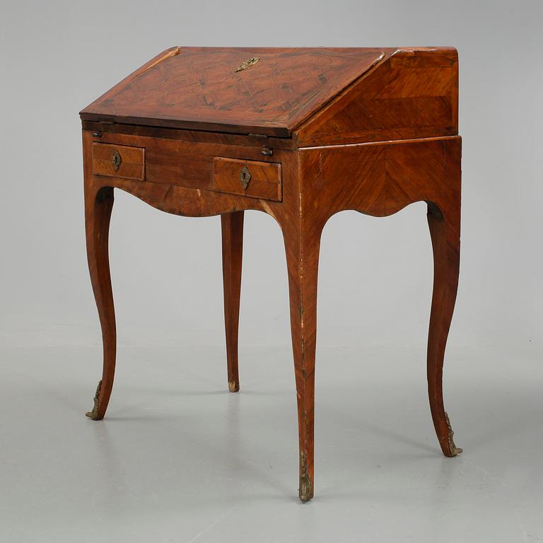 SEKRETÄR. Louis XV, 1700-talets andra hälft.