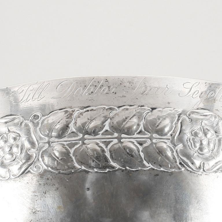 SKÅL, silver, GAB, Stockholm 1919. Vikt ca 198 gram.