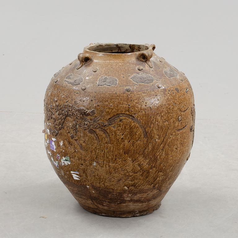 GOLVURNA, keramik, Kina.