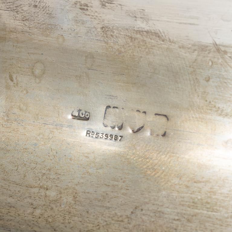 A silver inkwell, Sampson Mordan & Co, London, England, 1913.