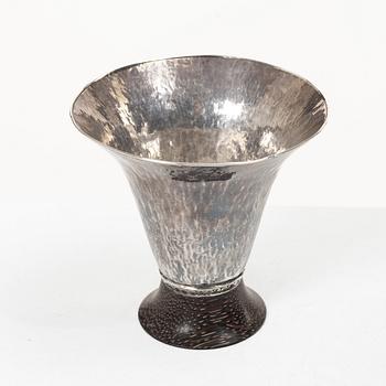 John Hardy,  a sterling silver beaker, with hardwood.