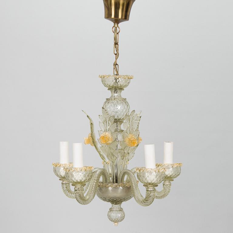 A Murano chandelier. Height 70 cm.